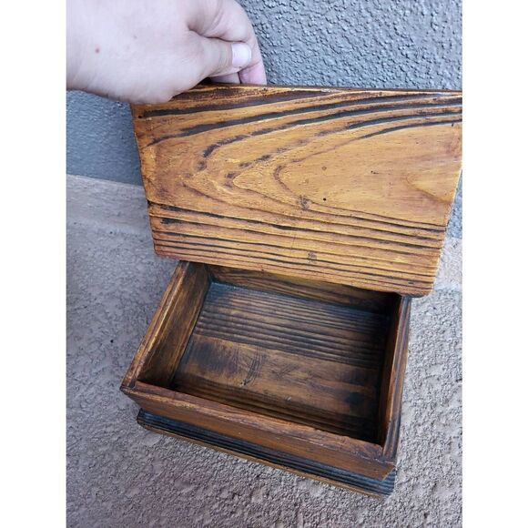 Vintage wooden storage box - Picture 4 of 4